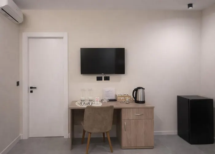 Adna Center Pensjonat Tirana