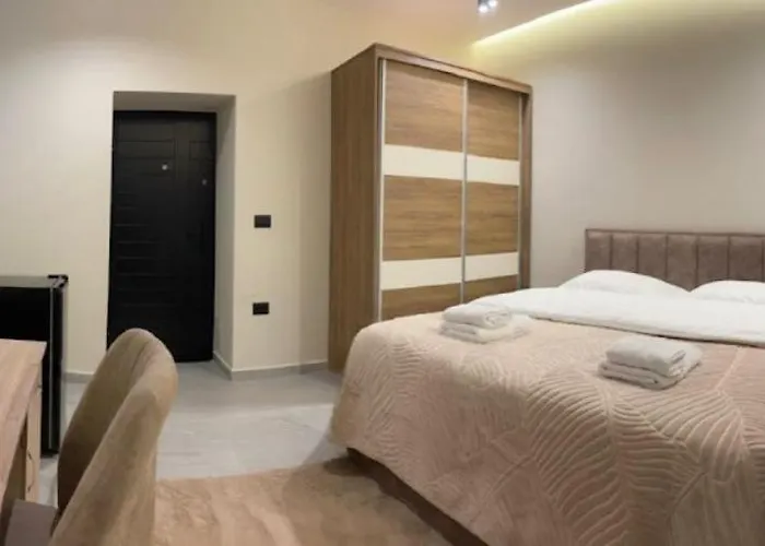 Adna Center Tirana